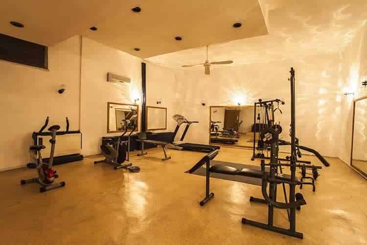 Bone Club Hotel SVS